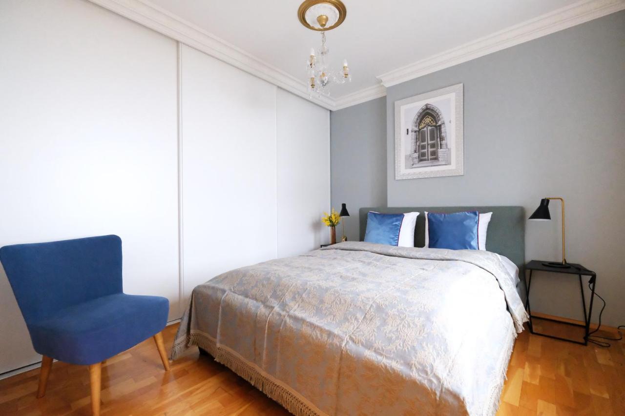 Tallinn City Apartments - 2 Bedroom On Old Town Main Street Viru Exterior photo