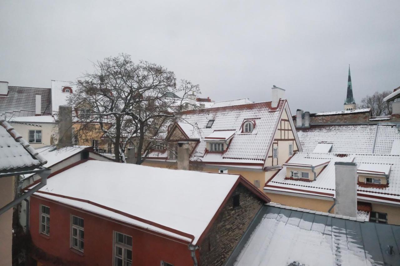 Tallinn City Apartments - 2 Bedroom On Old Town Main Street Viru Exterior photo