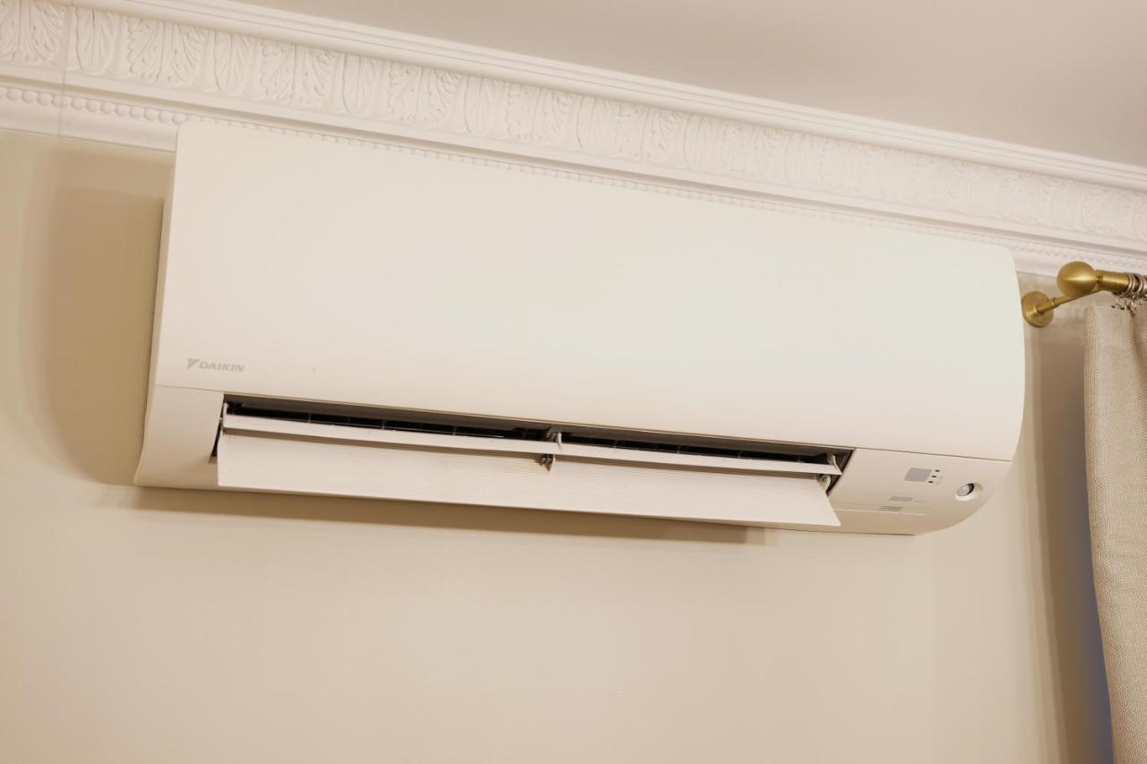 Tallinn City Apartments - 2 Bedroom On Old Town Main Street Viru Exterior photo