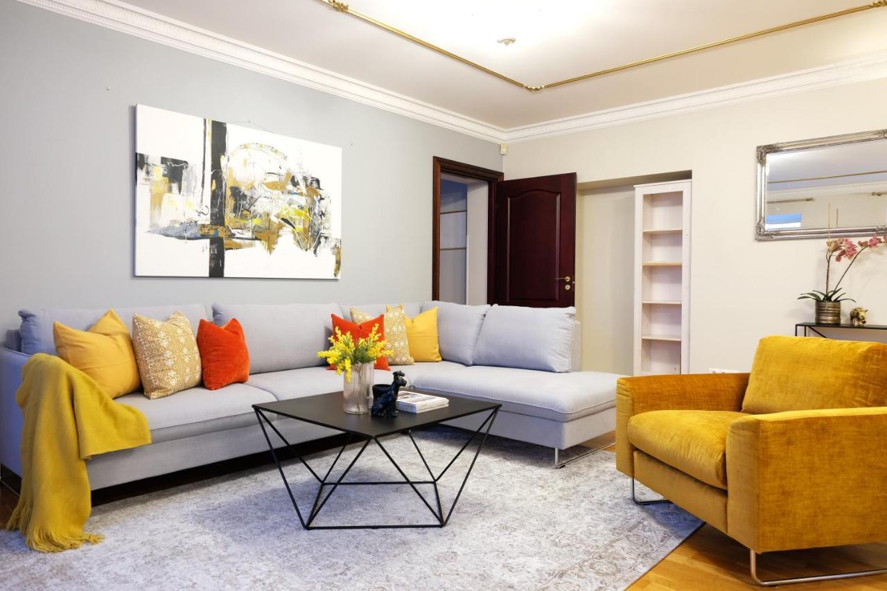 Tallinn City Apartments - 2 Bedroom On Old Town Main Street Viru Exterior photo